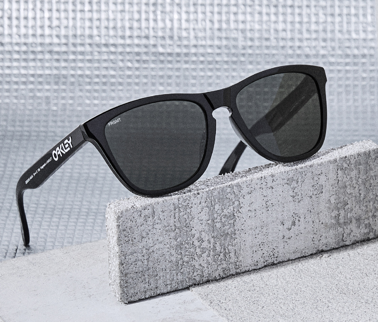 OAKLEY® AND FRAGMENT LIMITED COLLECTION RELEASING IN LIMITED 